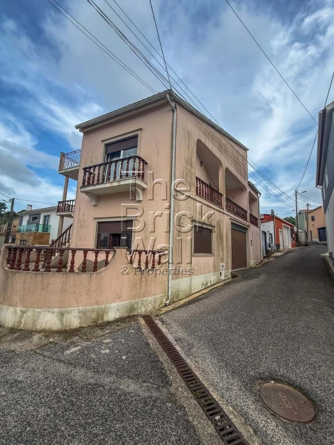 Moradia T4 para Venda em Arranho