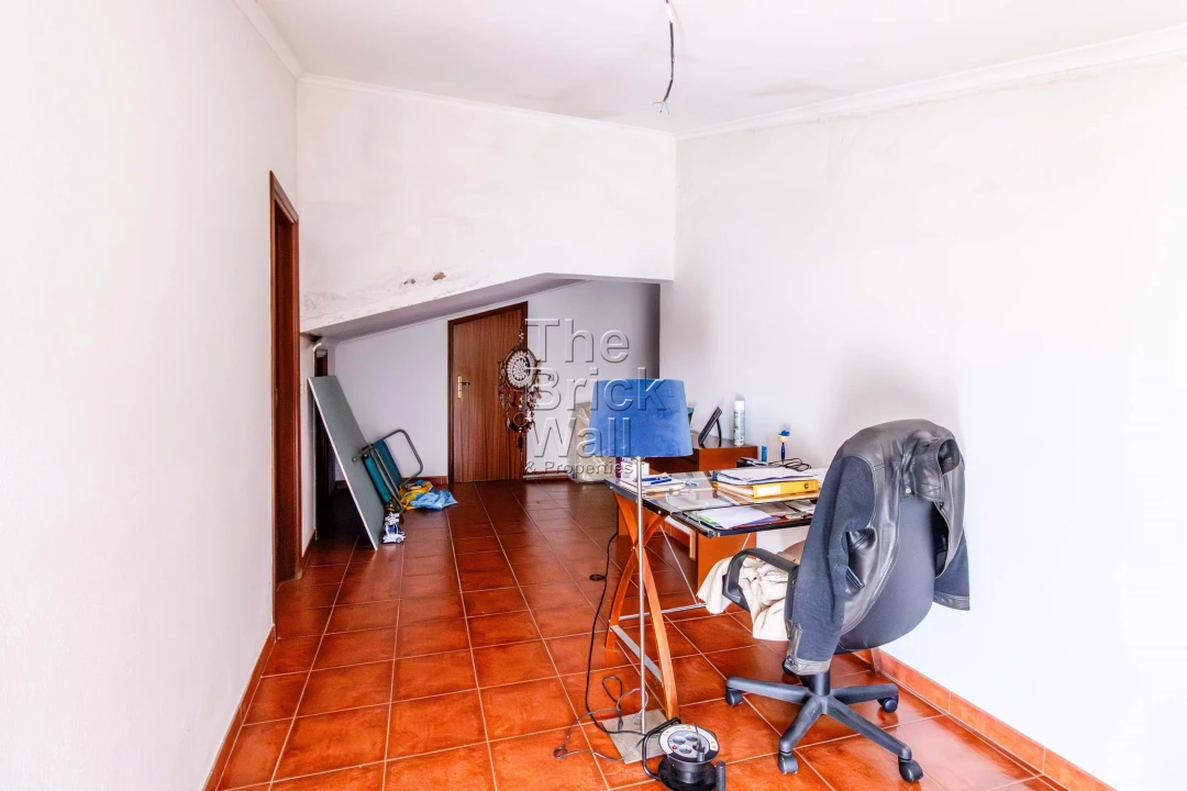 Moradia T4 para Venda em Arranho Foto 20