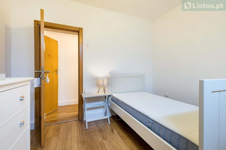 Apartamento T2 para Venda em Algés, Linda-A-Velha e Cruz Quebrada-Dafundo Foto 16