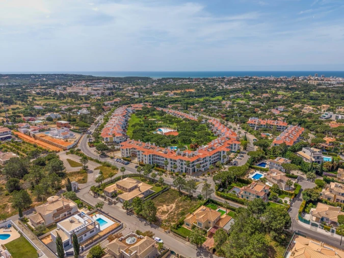 Apartamento T2 para Venda em Quarteira Foto 30