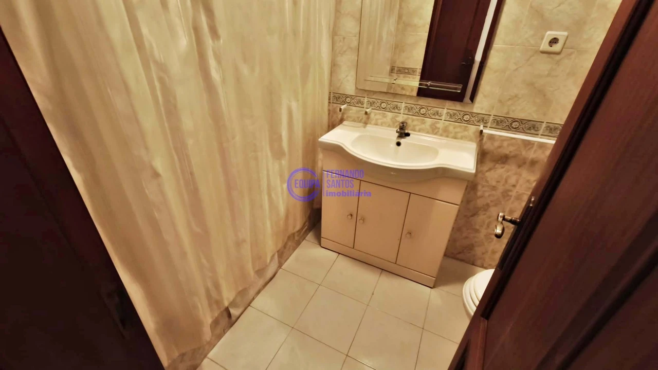 Apartamento T2 para Venda em Armação de Pera Foto 12