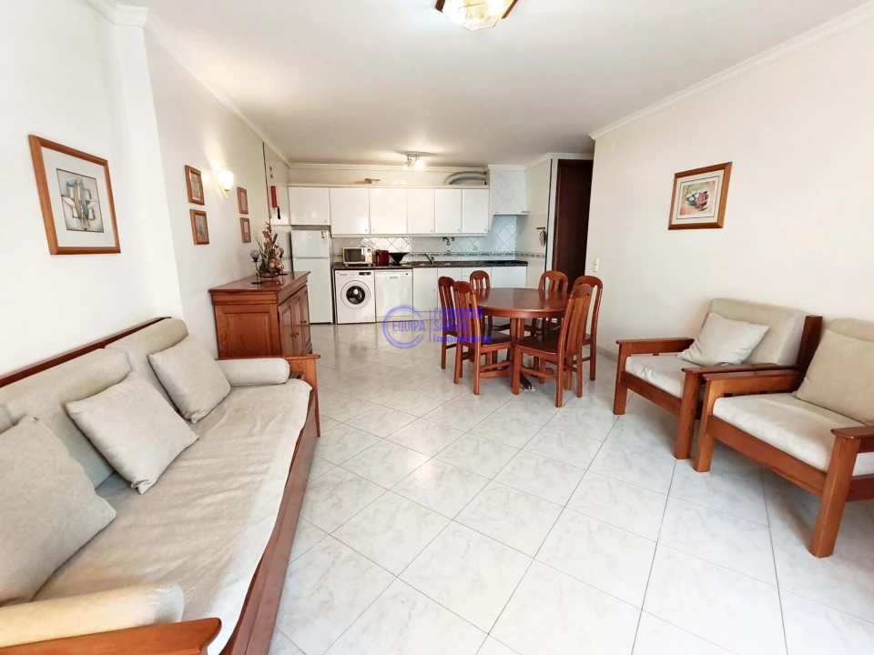 Apartamento T2 para Venda em Armação de Pera Foto 1