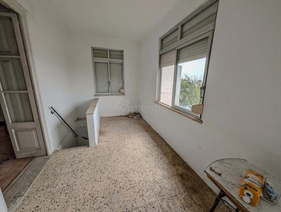 Moradia T4 para Venda em Ramada e Caneças Foto 25