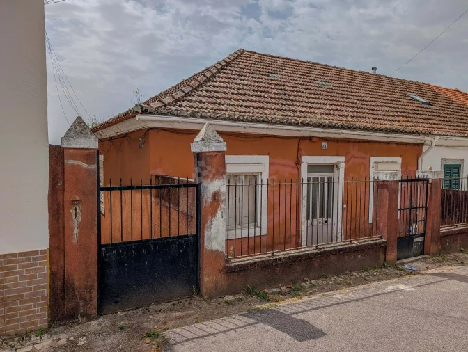 Moradia T4 para Venda em Ramada e Caneças Foto 33