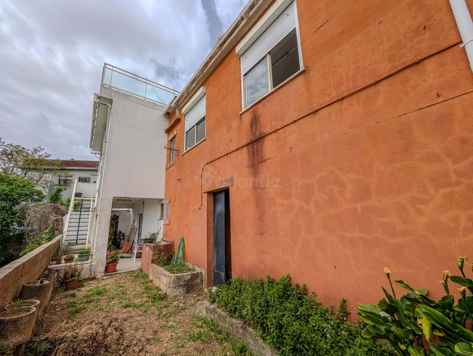 Moradia T4 para Venda em Ramada e Caneças Foto 31
