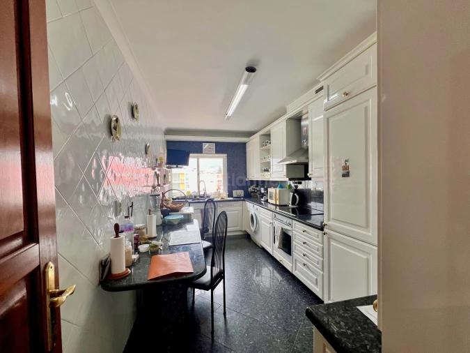 Apartamento T3 para Venda em São Domingos de Rana Foto 8