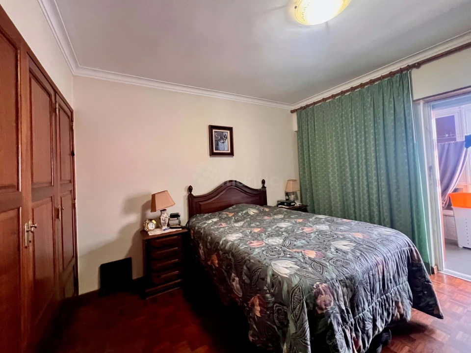 Apartamento T3 para Venda em São Domingos de Rana Foto 17