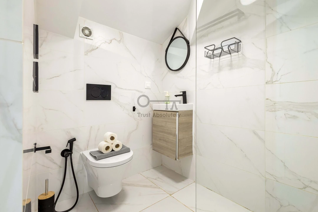 Apartamento T2 para Venda em Santo António Foto 14