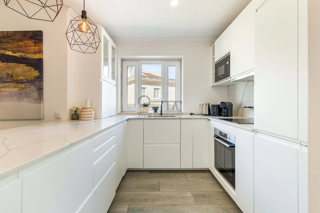 Apartamento T2 para Venda em Santo António Foto 6