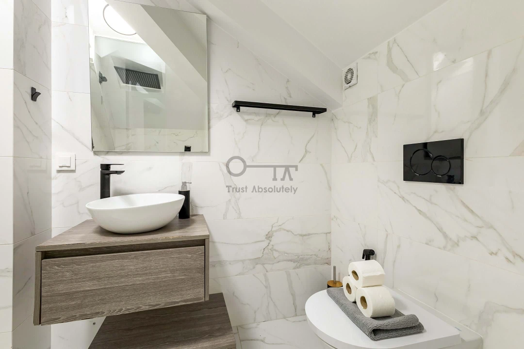 Apartamento T2 para Venda em Santo António Foto 9