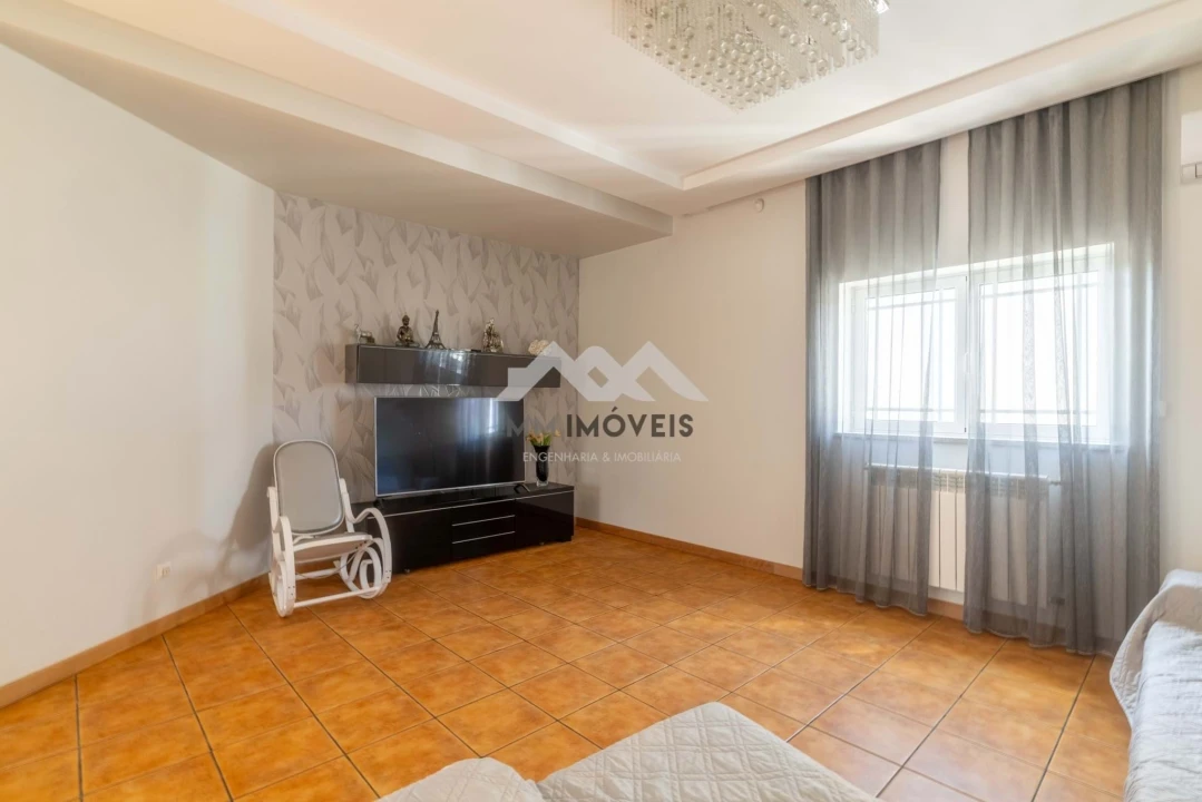 Moradia T4 para Venda em Alpendorada, Várzea e Torrão Foto 57