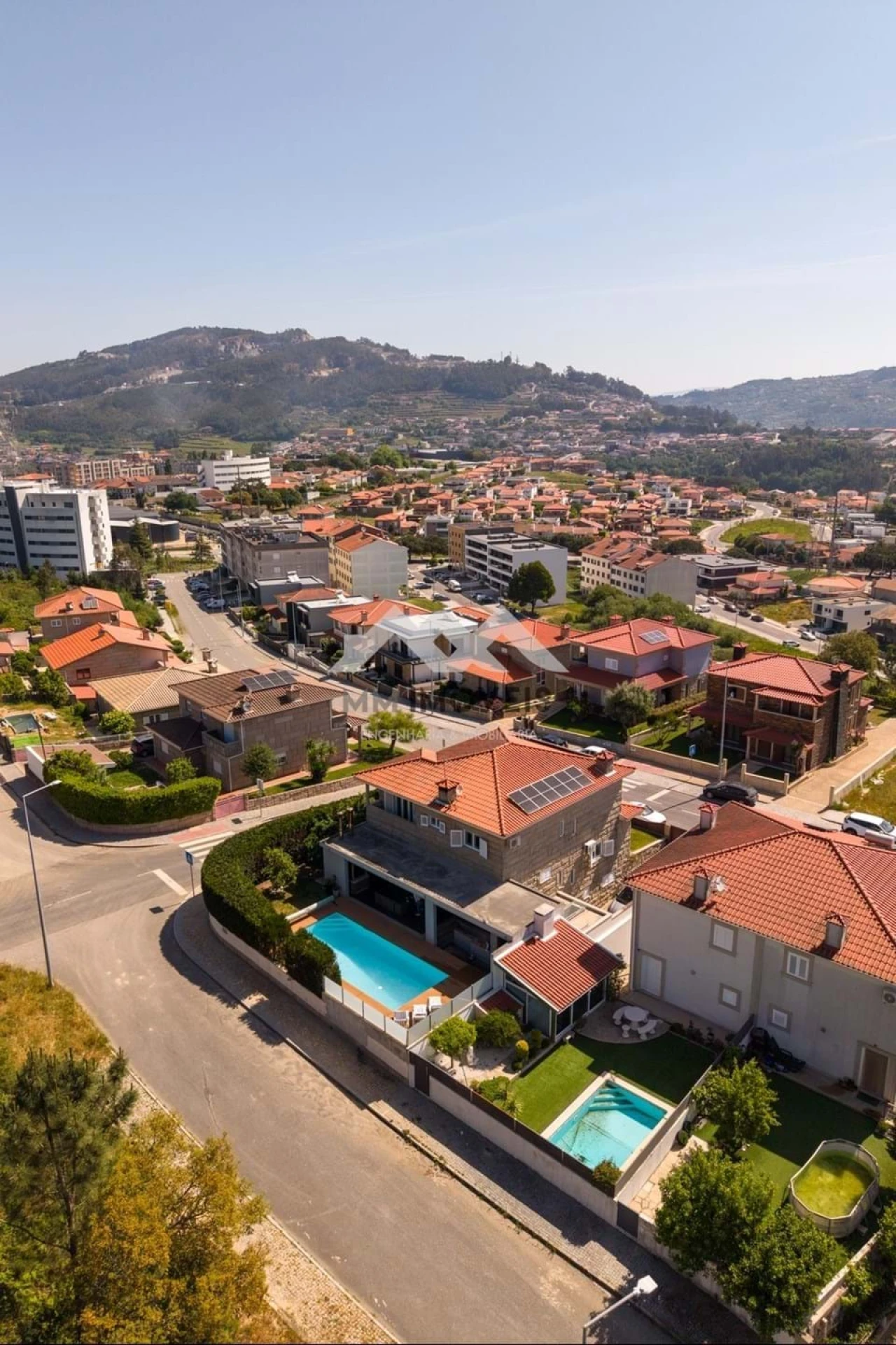 Moradia T4 para Venda em Alpendorada, Várzea e Torrão Foto 68