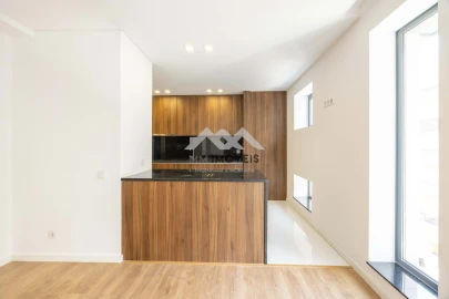Apartamento T4 para Venda em Cedofeita, Santo Ildefonso, Sé, Miragaia, São Nicolau e Vitória
