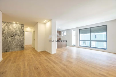 Apartamento T4 para Venda em Cedofeita, Santo Ildefonso, Sé, Miragaia, São Nicolau e Vitória