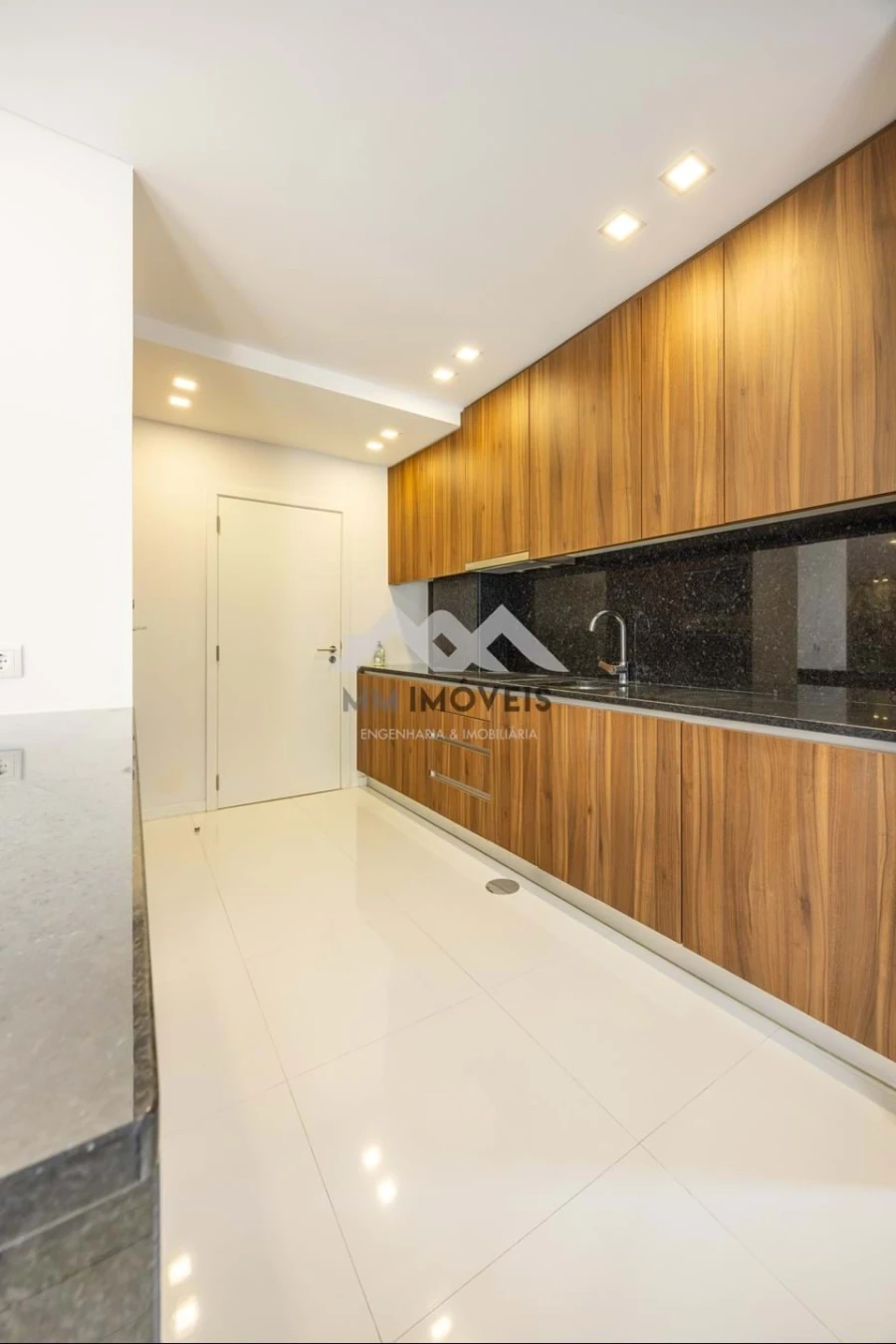 Apartamento T4 para Venda em Cedofeita, Santo Ildefonso, Sé, Miragaia, São Nicolau e Vitória Foto 13