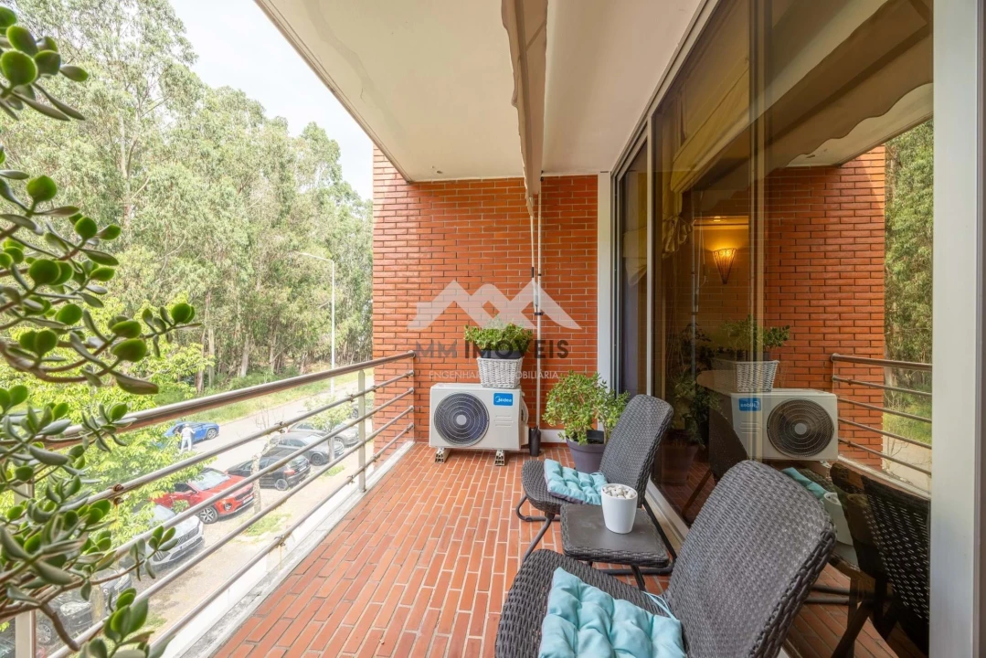 Apartamento T2 para Venda em Milheiros Foto 6