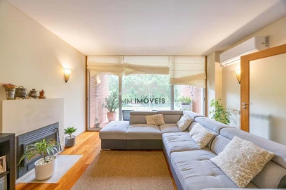 Apartamento T2 para Venda em Milheiros