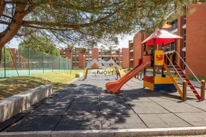 Apartamento T2 para Venda em Milheiros