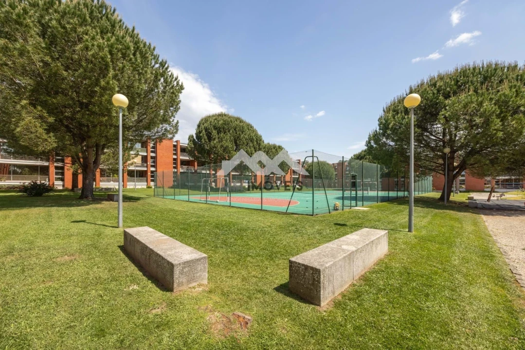 Apartamento T2 para Venda em Milheiros Foto 37