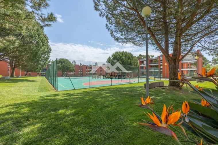 Apartamento T2 para Venda em Milheiros Foto 36