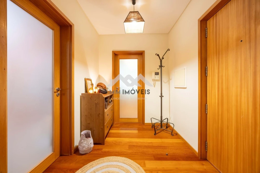 Apartamento T2 para Venda em Milheiros Foto 26