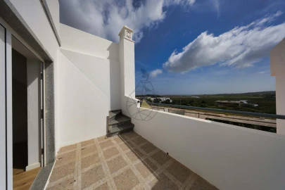 Moradia T4 para Venda em Mexilhoeira Grande