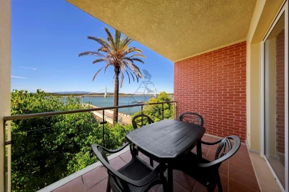 Apartamento T1 para Venda em Estômbar e Parchal