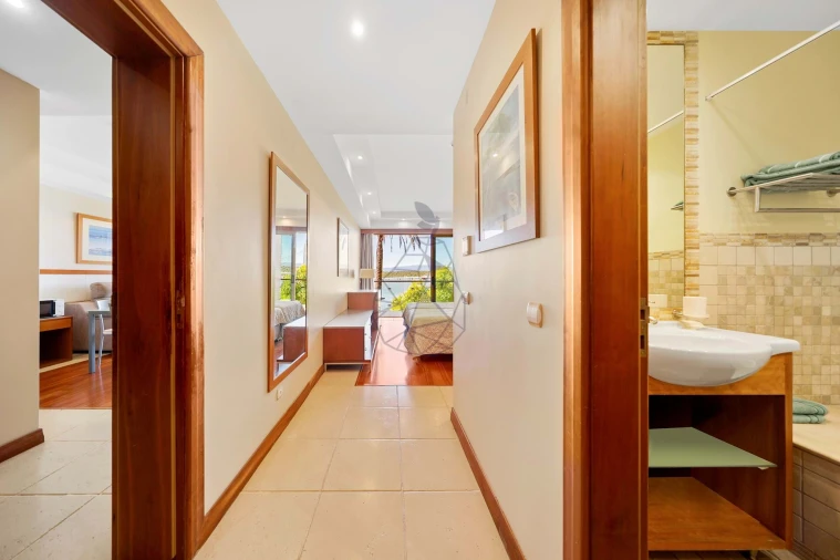 Apartamento T1 para Venda em Estômbar e Parchal Foto 11