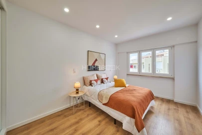 Apartamento T3 para Venda em Benfica