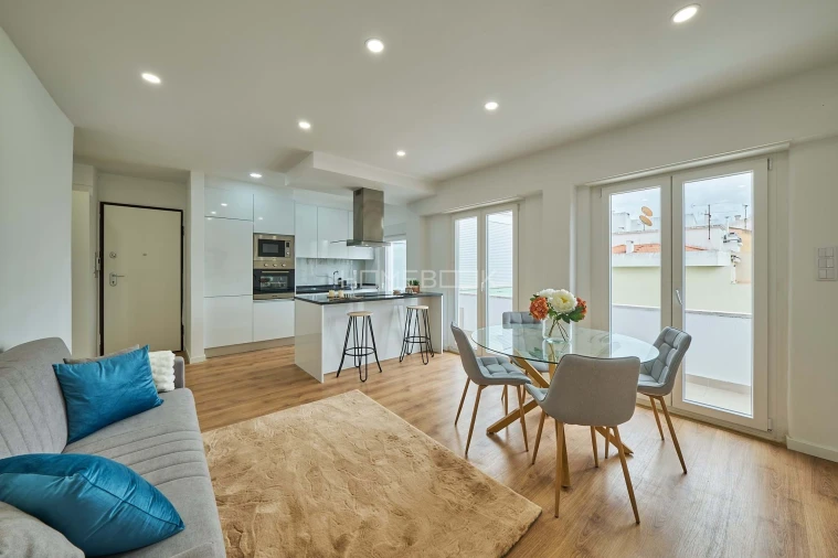 Apartamento T3 para Venda em Benfica Foto 8