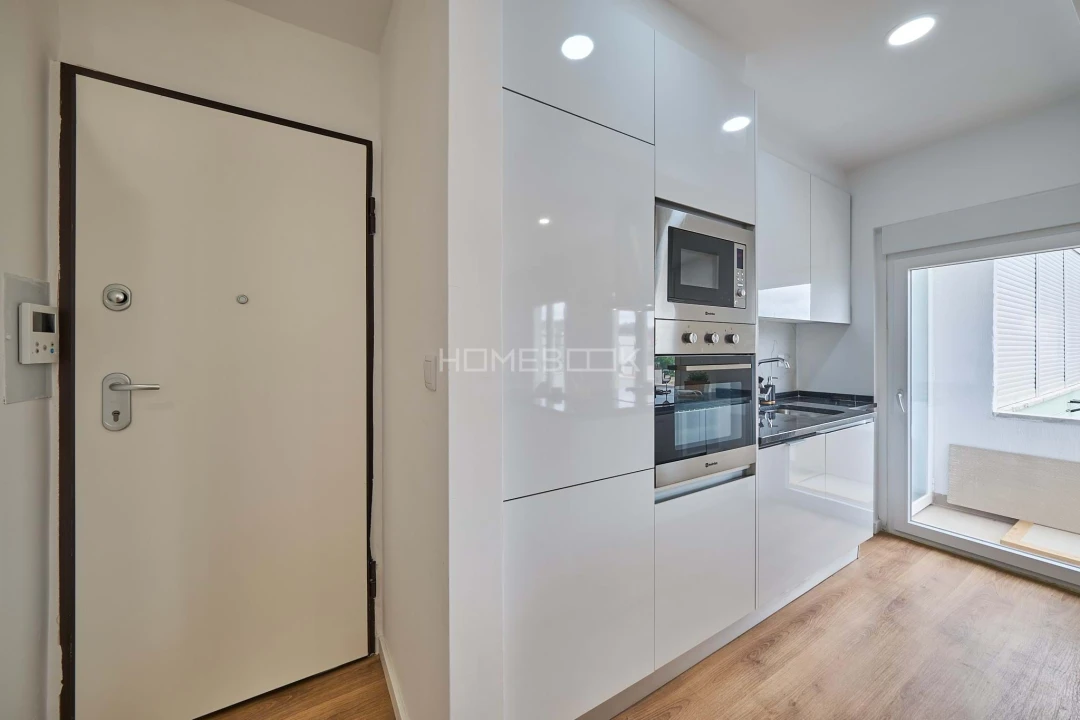 Apartamento T3 para Venda em Benfica Foto 5