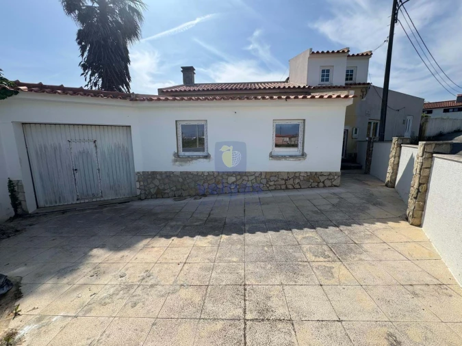 Moradia T4 para Venda em Peniche Foto 4
