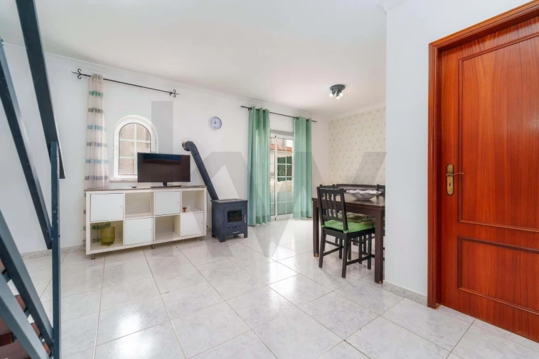 Apartamento para Venda em Monte Gordo Foto 12