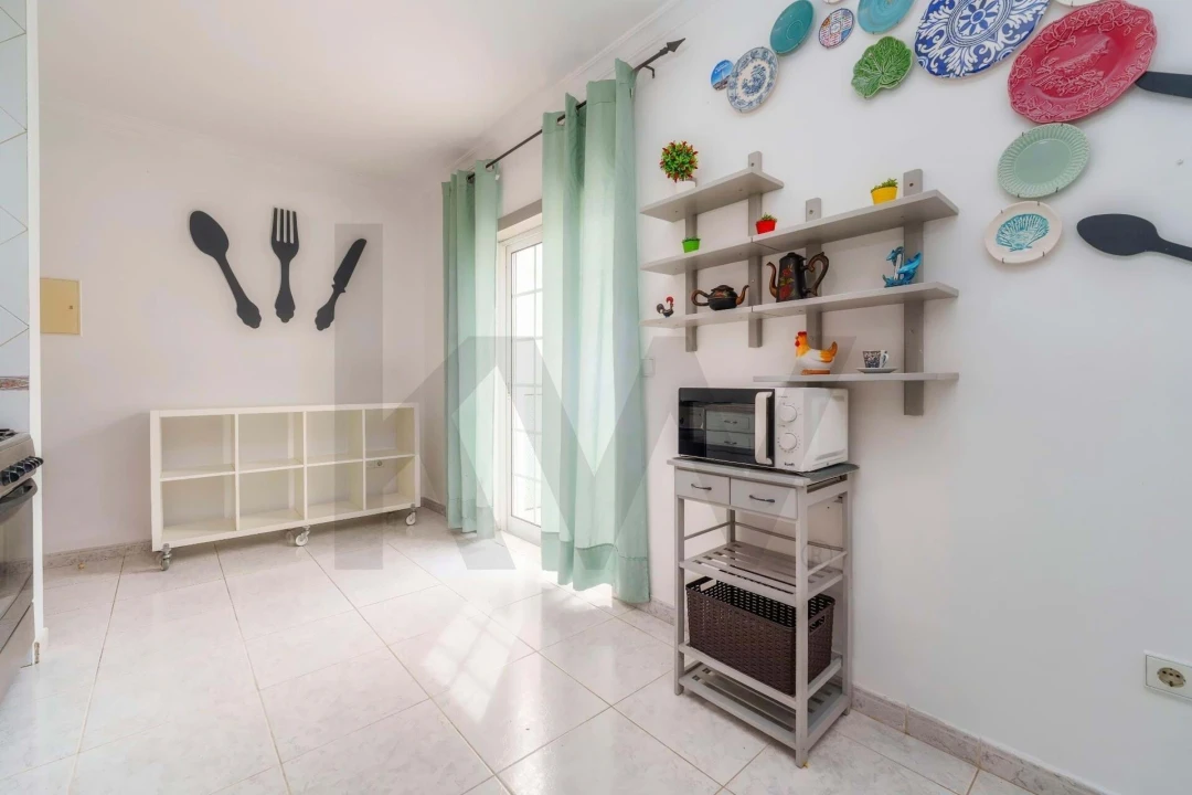 Apartamento para Venda em Monte Gordo Foto 3