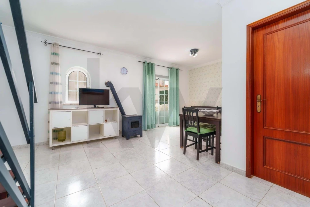 Apartamento para Venda em Monte Gordo Foto 12