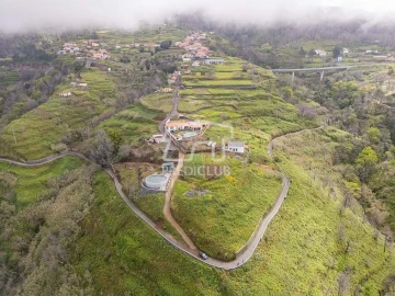 Terreno para Venda em Fajã da Ovelha