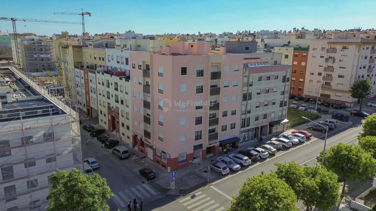 Apartamento T3 para Venda em Setubal (São Sebastião) Foto 1