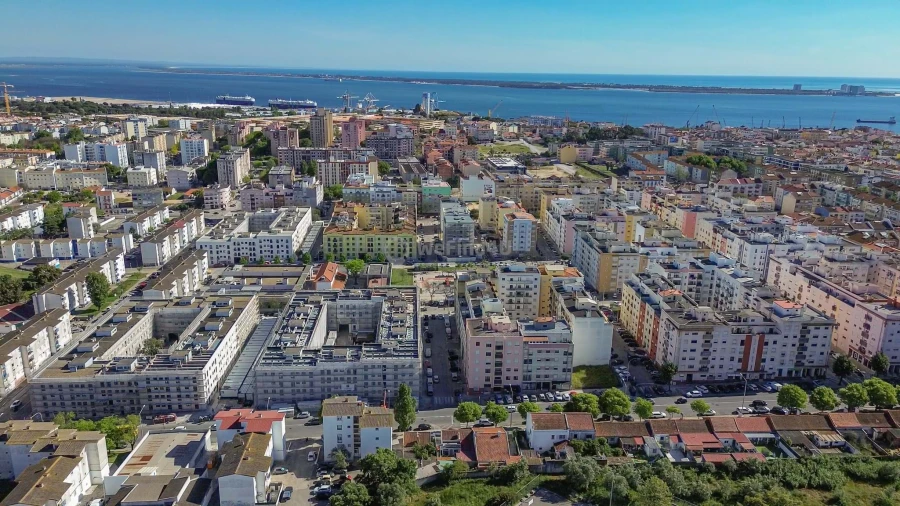 Apartamento T3 para Venda em Setubal (São Sebastião) Foto 36