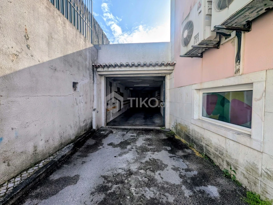 Negócio para Venda em Camarate, Unhos e Apelação Foto 22