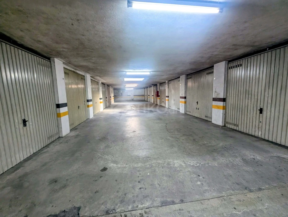 Negócio para Venda em Camarate, Unhos e Apelação Foto 19