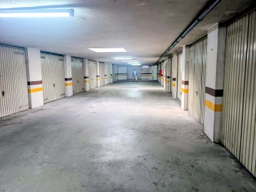 Negócio para Venda em Camarate, Unhos e Apelação