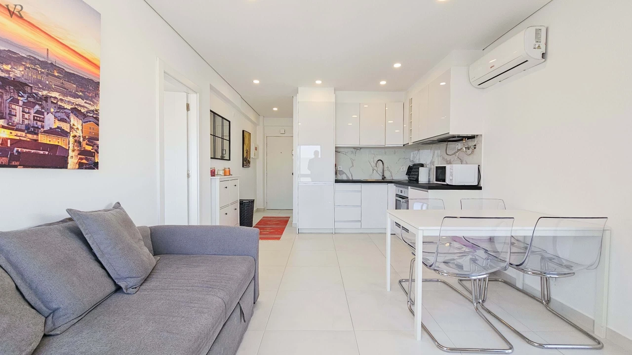 Apartamento T1 para Venda em Armação de Pera Foto 4