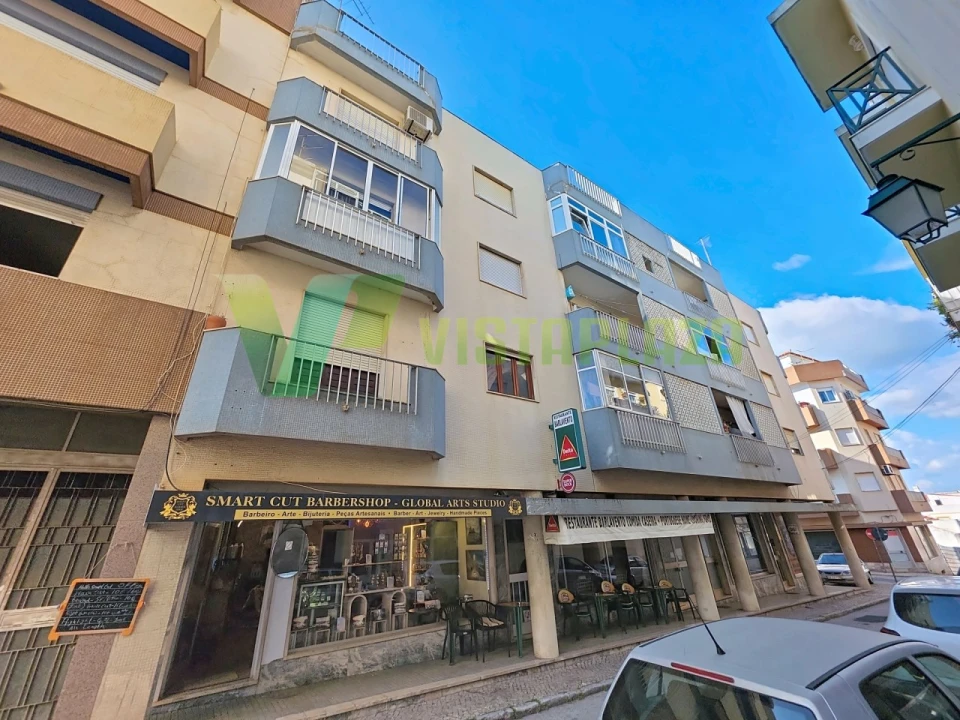 Apartamento T2 para Venda em Portimão Foto 1