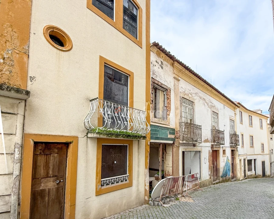 Prédio para Venda em Abrantes (São Vicente e São João) e Alferrarede Foto 3