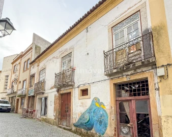 Prédio para Venda em Abrantes (São Vicente e São João) e Alferrarede