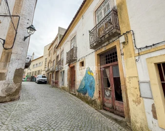 Prédio para Venda em Abrantes (São Vicente e São João) e Alferrarede