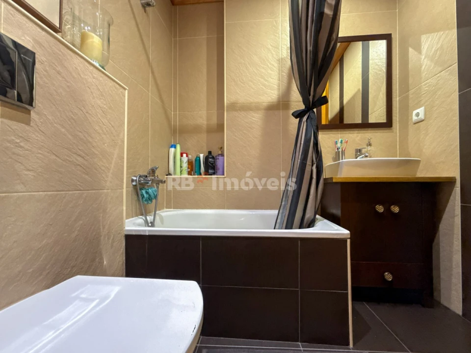 Apartamento T4 para Venda em São João Baptista e Santa Maria dos Olivais Foto 37