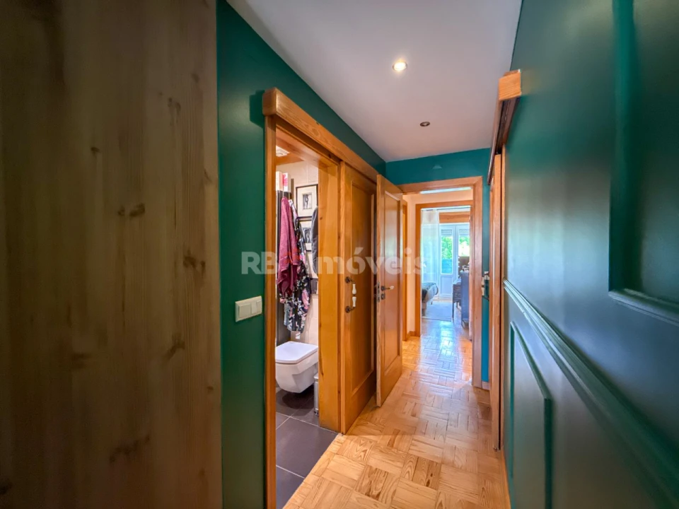 Apartamento T4 para Venda em São João Baptista e Santa Maria dos Olivais Foto 45