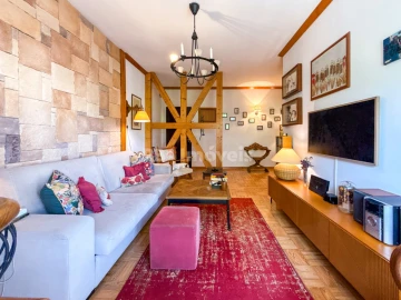 Apartamento T4 para Venda em São João Baptista e Santa Maria dos Olivais