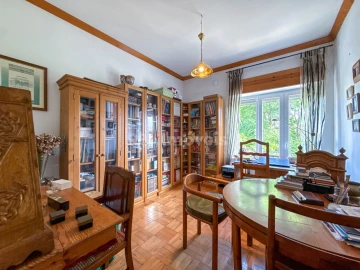 Apartamento T4 para Venda em São João Baptista e Santa Maria dos Olivais